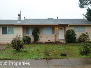 2494 Nebula St, Redding, CA 96002