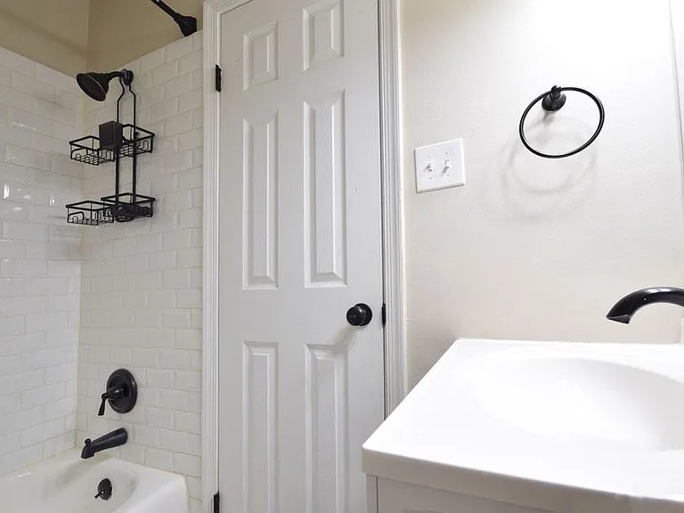 Upstairs Bathroom