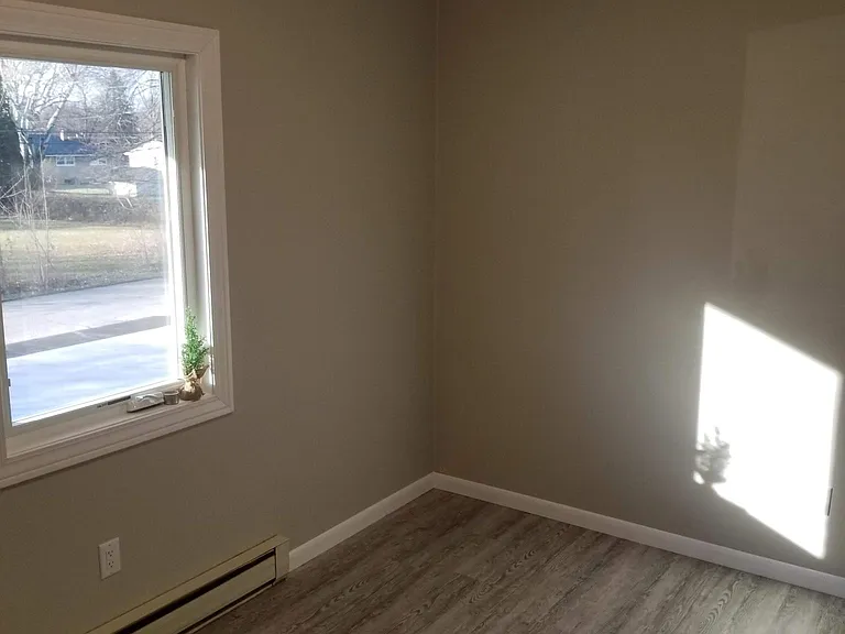 4555 N Woodbridge Rd — Photo 13