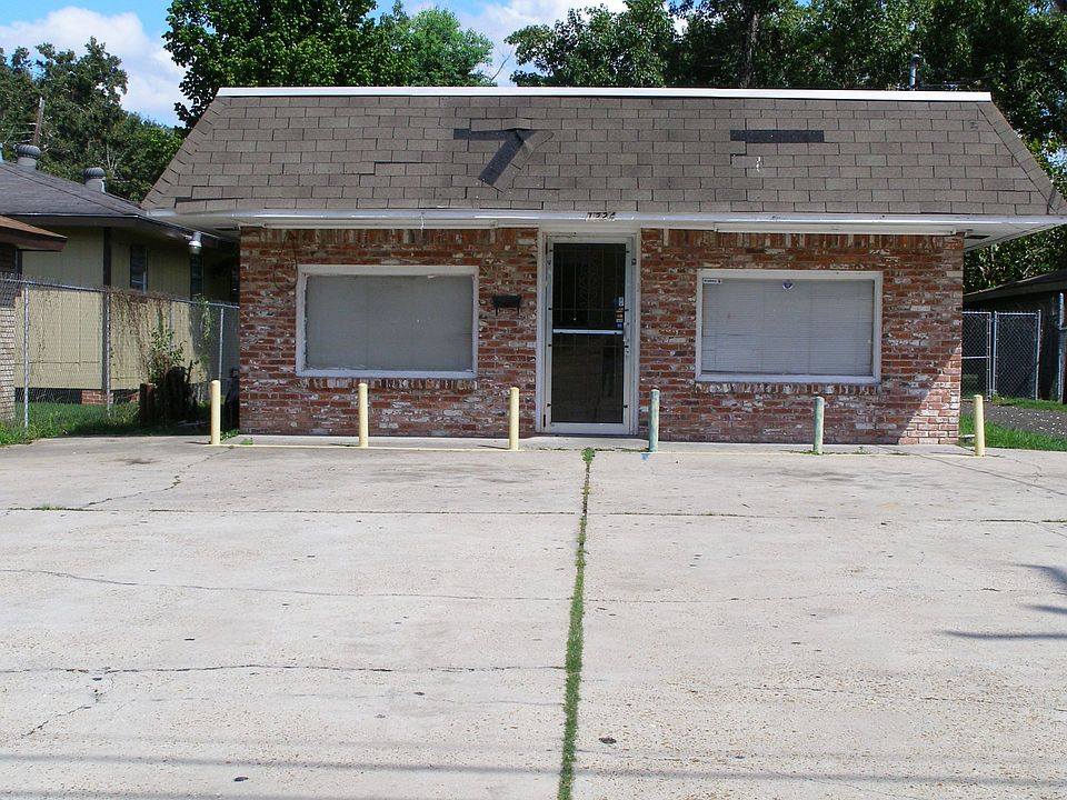 1st image of 1224 Simmons St