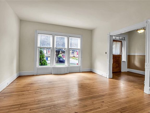 5th image of 183 Hodge Ave