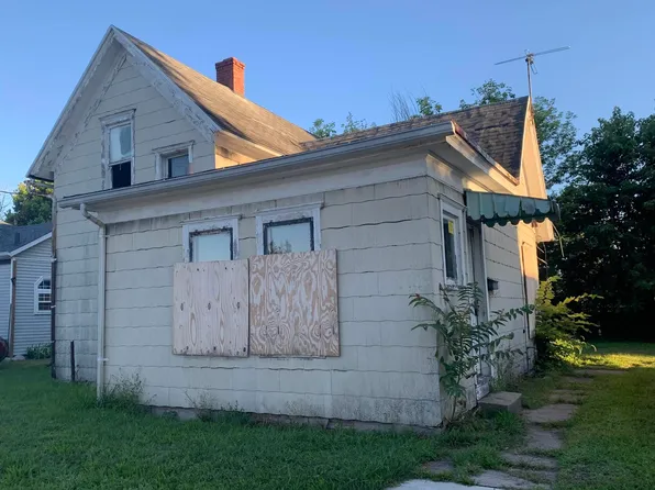 530 W 5th St, Mishawaka, IN 46544