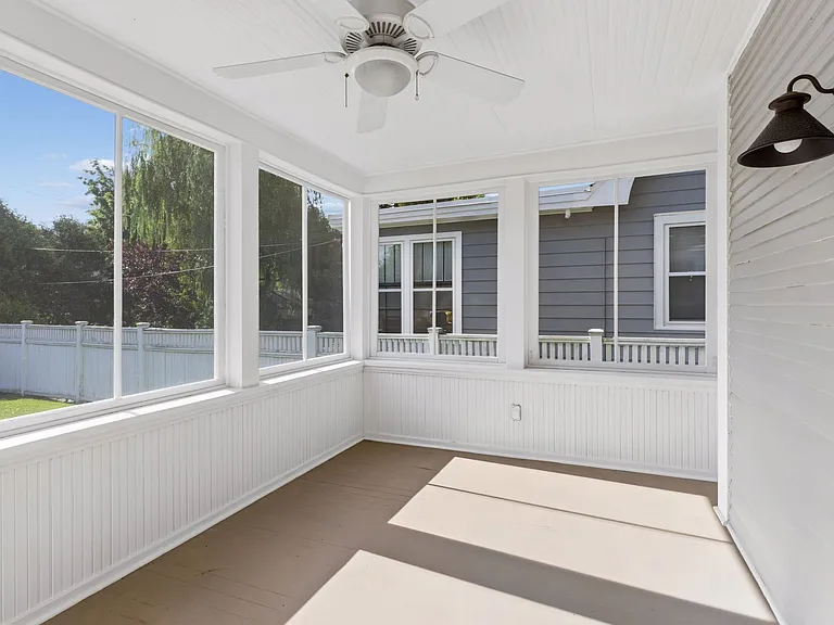 3329 Dupont Ave S — Photo 21