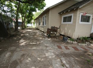 1265 Morris St, Houston, TX 77009
