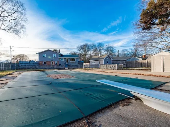 1020 Warwick Ave, Warwick, RI 02888