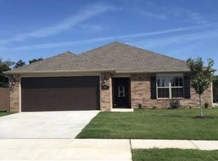 2822 Willow Spring Ct, Springdale, AR 72762