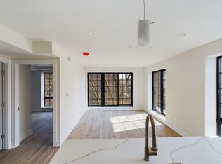 25-70 32nd St #3B, Astoria, NY 11102