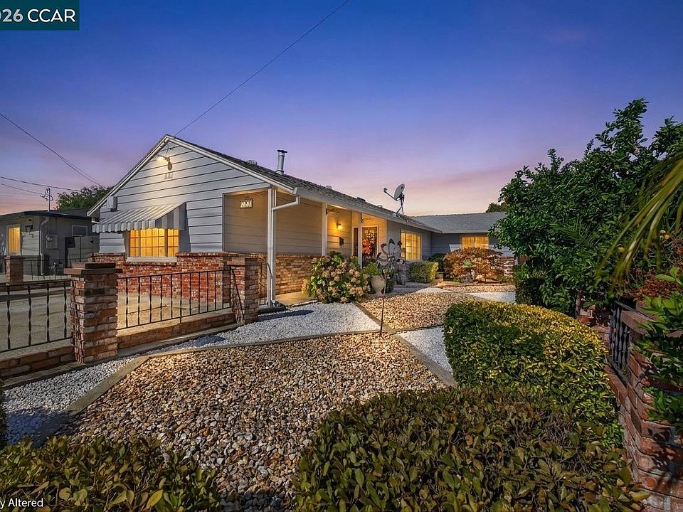 1st image of 322 Warren Way