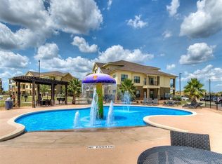 2156 Town Square Blvd APT 127, Eagle Pass, TX 78852
