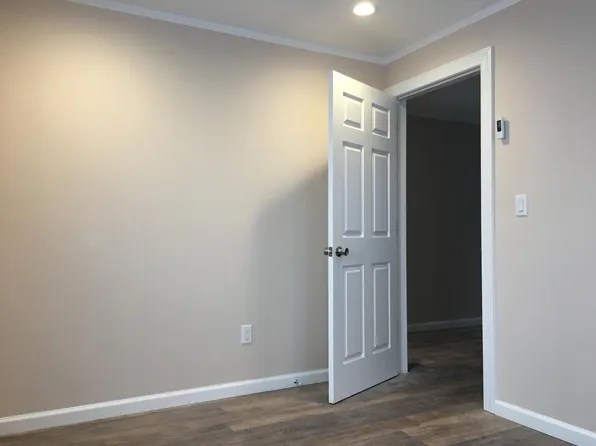 119 Gain Ct, Brooklyn, NY 11229