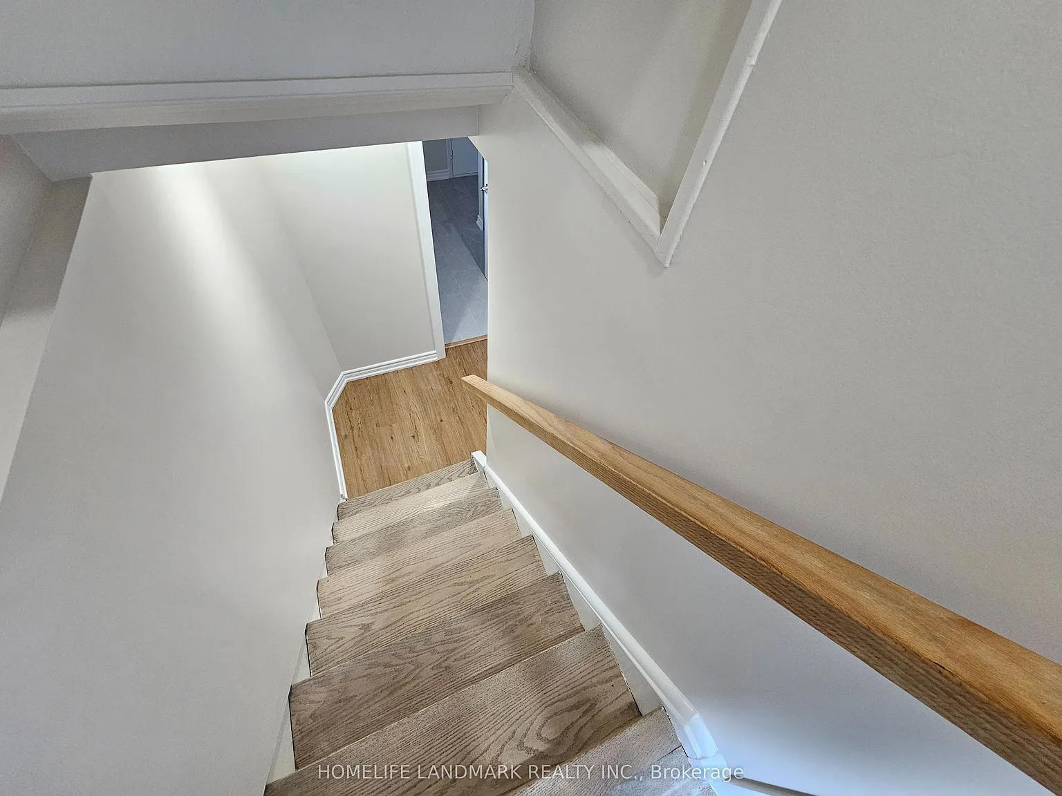 2 bed, $2,000 — Photo 2
