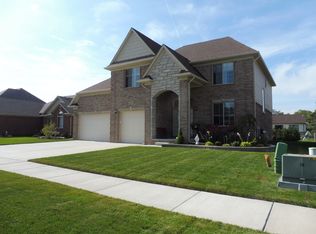 45855 Andrew Dr, Macomb, MI 48044