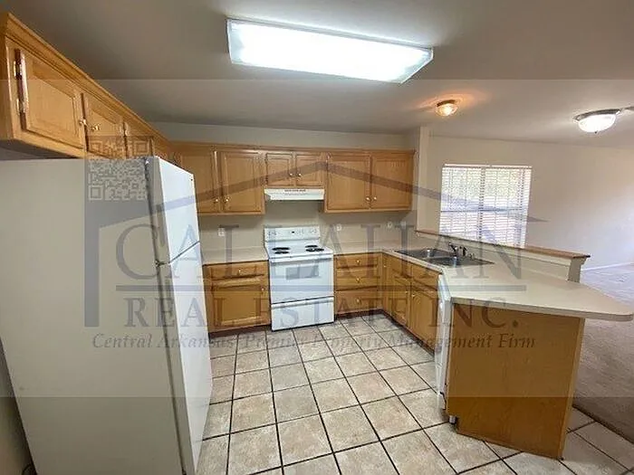 331 Club Rd #4 — Photo 14