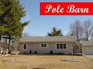 2098 Willhite Rd, Waterford, MI 48327
