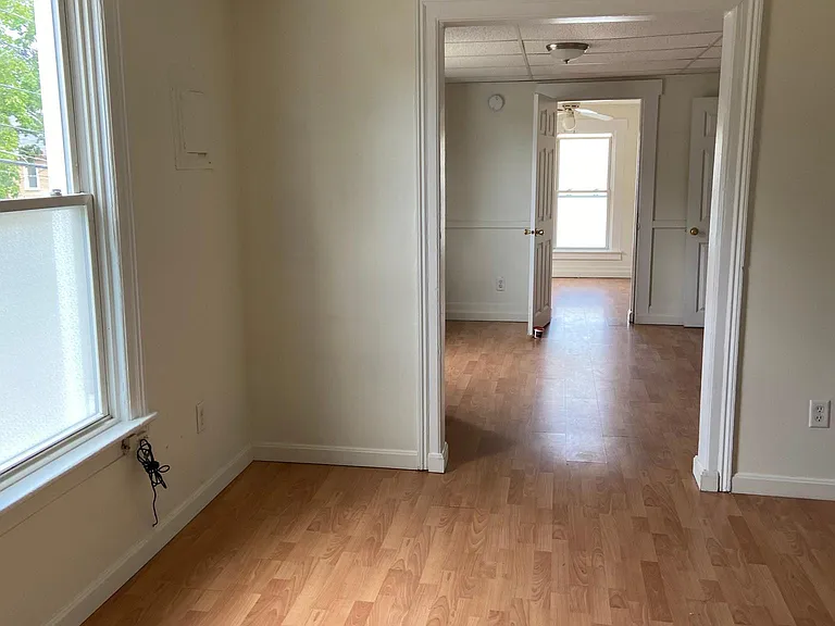 162-168 North Ave #2 — Photo 2