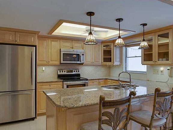 3rd image of 8888 Pinehurst Dr