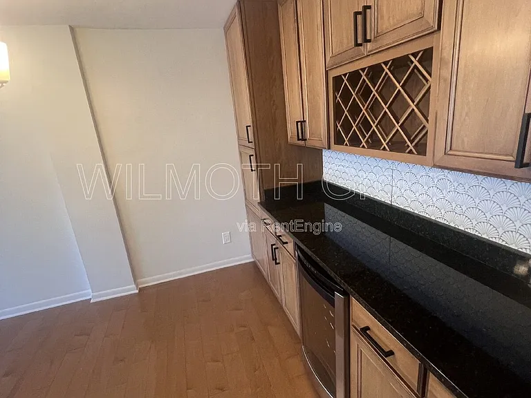 3965 N Meridian St #2D — Photo 10