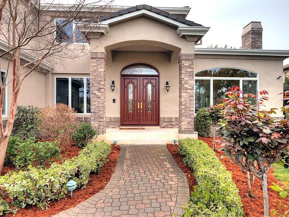 2nd image of 12010 Magnolia Ct