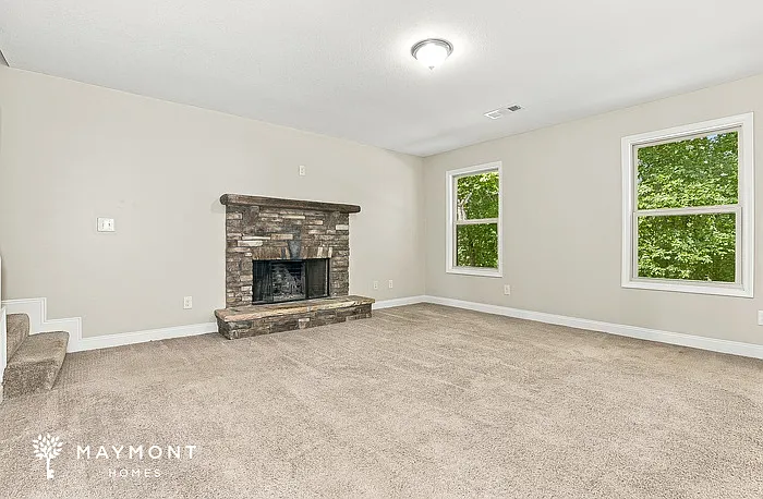 4 bed, 2.5 bath, 2170 sqft, $2,245 — Photo 4