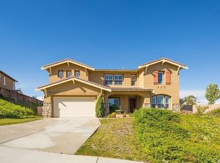 18269 Lakepointe Dr, Riverside, CA 92503