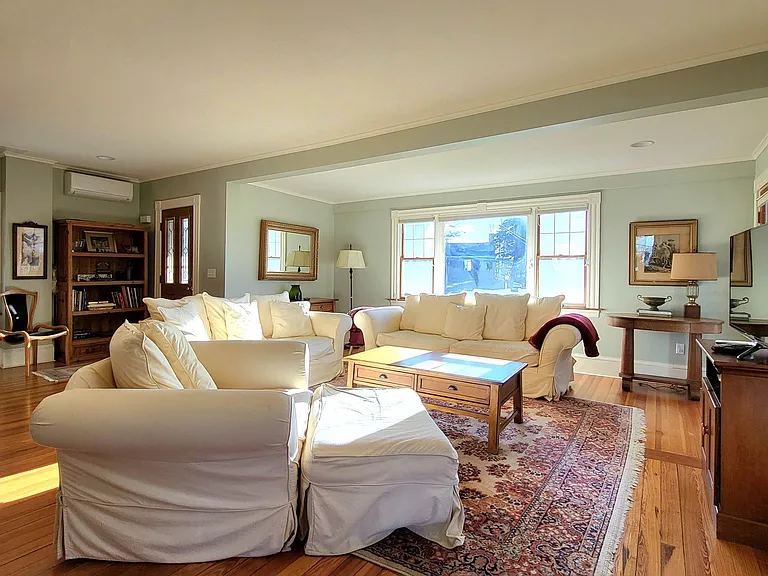 27 Stearns Rd — Photo 11