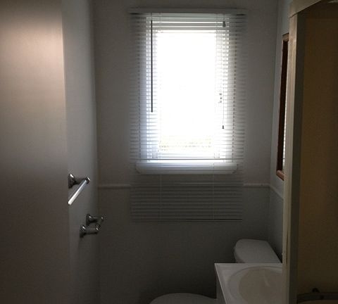 5th image of 2424 Wyoming St