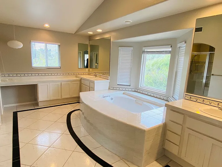 1162 Alexandra Ln — Photo 28