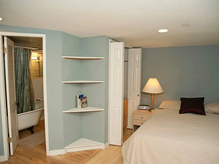 1818 4th St NW #CARRIAGE — Photo 6