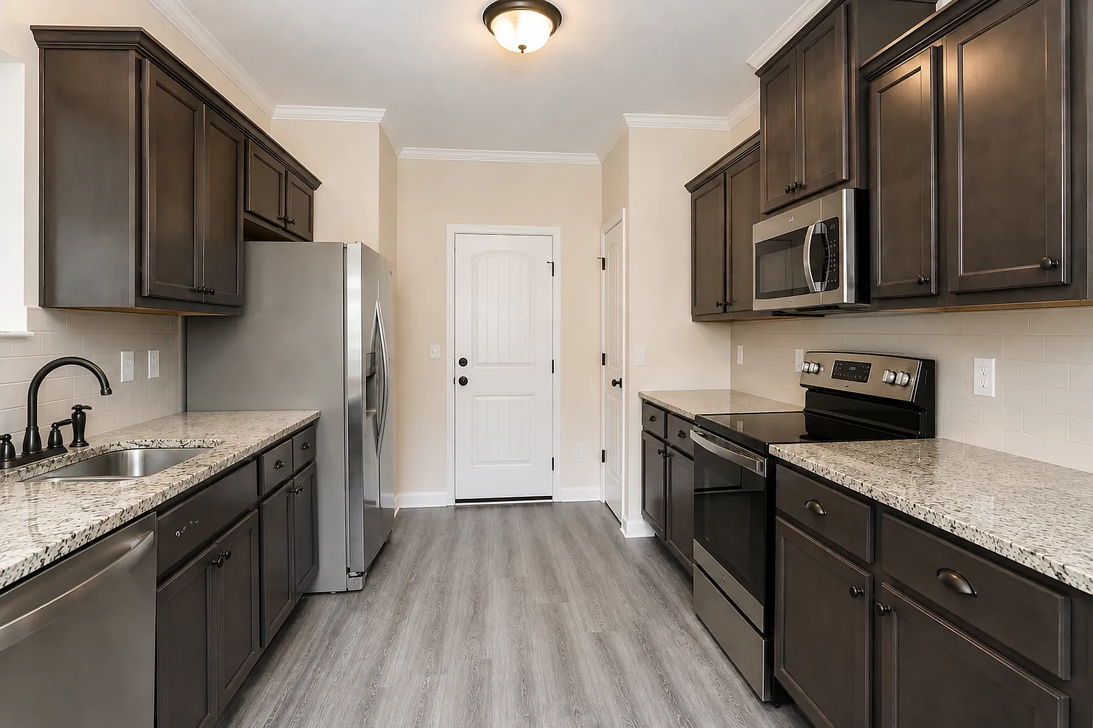 4 bed, 2029 sqft, $2,000 — Photo 3