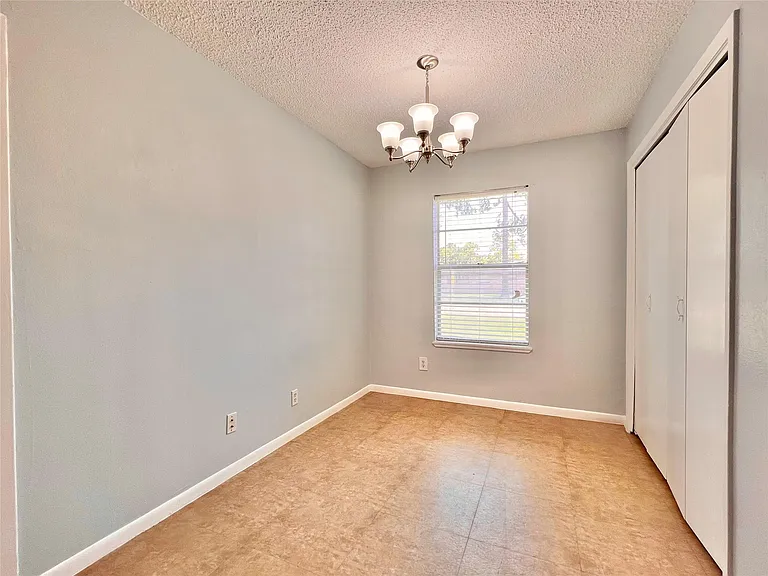 4023 Avenue Q 1/2 — Photo 20
