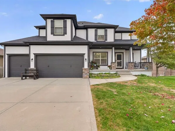 2333 SW Deer Run Rd, Lees Summit, MO 64082