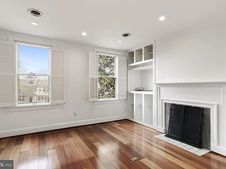 1675 Wisconsin Ave NW — Photo 16