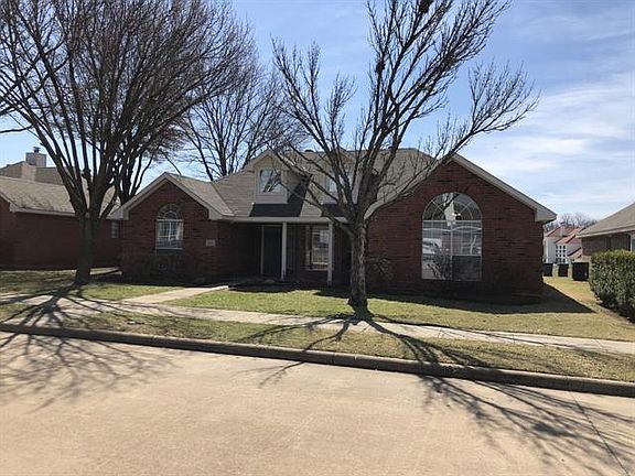 2nd image of 8301 Kent Dr