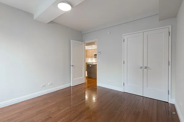 Rented by Stonehenge NYC LLC | media 7