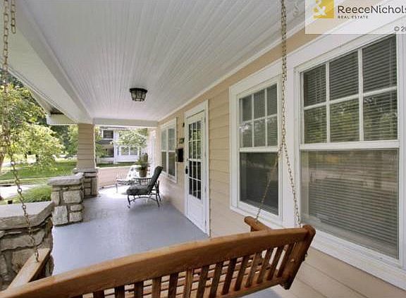 2nd image of 1224 W 51st St