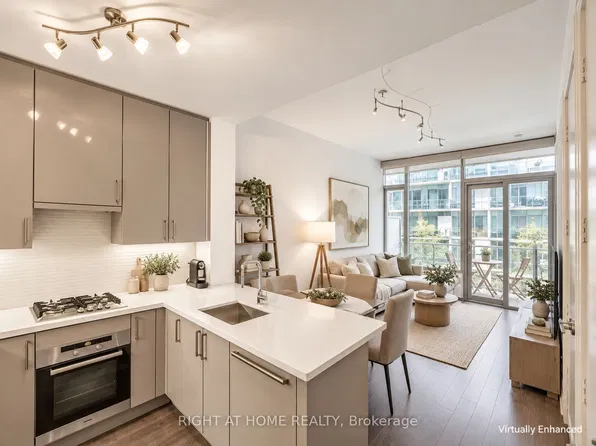 39 Queens Quay E #807, Toronto, ON M5E 0A5
