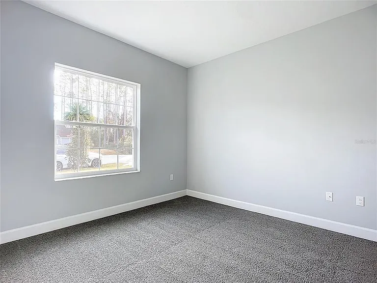 16 Egan Dr — Photo 41