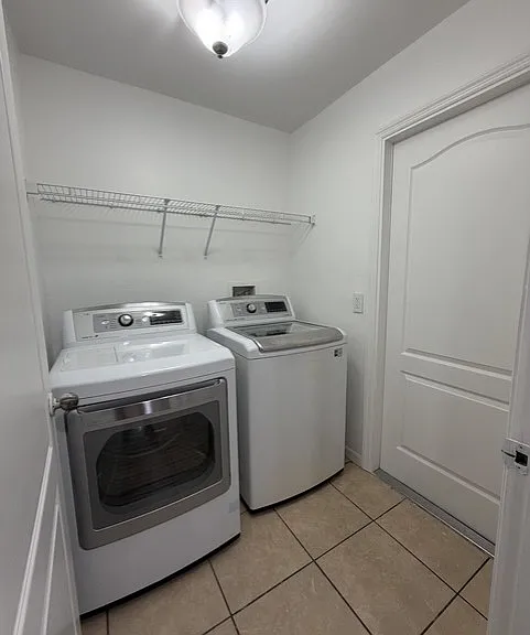 623 Summit Ave S — Photo 21