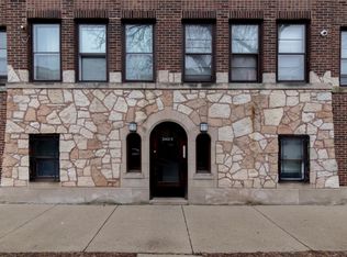 2445 W Rosemont Ave #G, Chicago, IL 60659