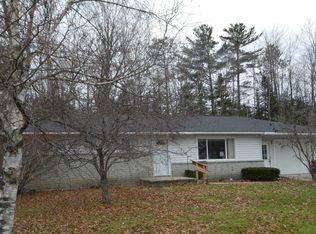 1046 Wilke St, Alpena, MI 49707