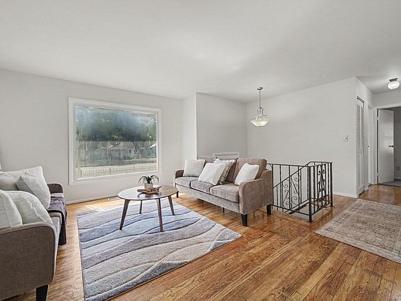 5th image of 2637 Frances Ave