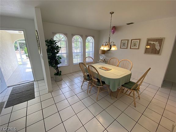 4th image of 407 Plumosa Ave