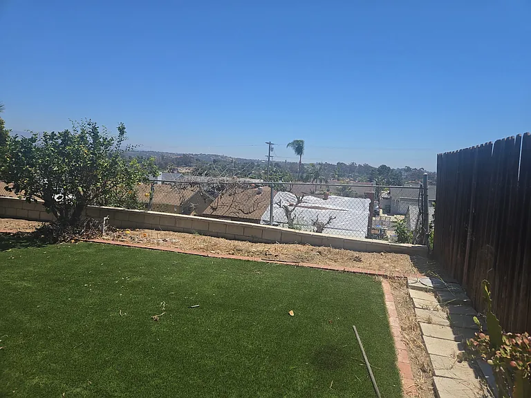 6253 Childs Ave — Photo 3