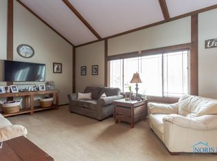 5735 Weckerly Rd, Whitehouse, OH 43571