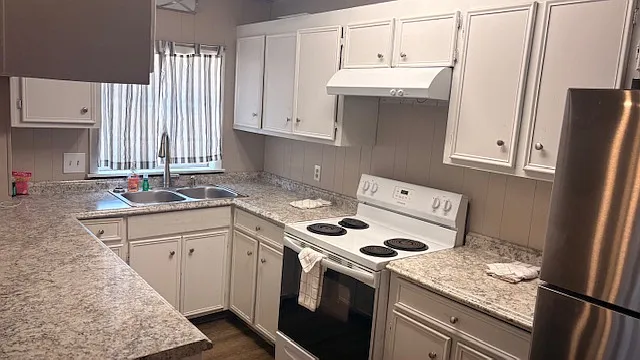 603 Thornhill Dr — Photo 4