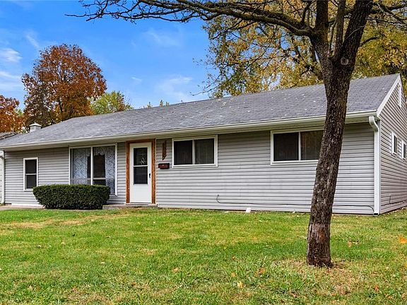 2nd image of 2812 Brentwood Dr
