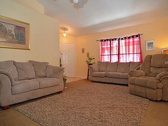 3rd image of 910 Belvoir Dr