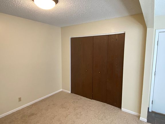 4th image of 210 S 13th St #7