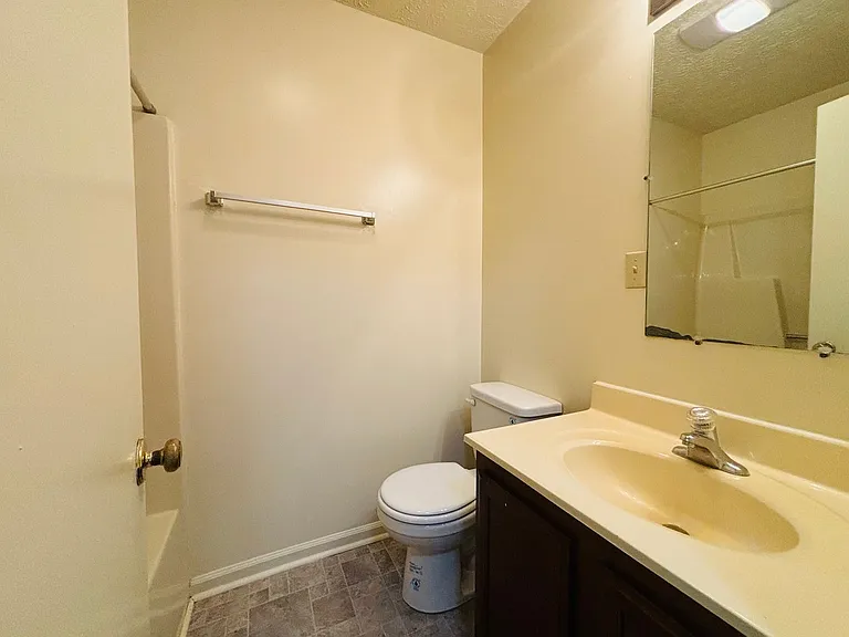 1233PB -Ellett Road Duplexes -Lester - M — Photo 72
