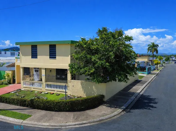 Cf1 Calle Dr E, Toa Baja, PR 00949